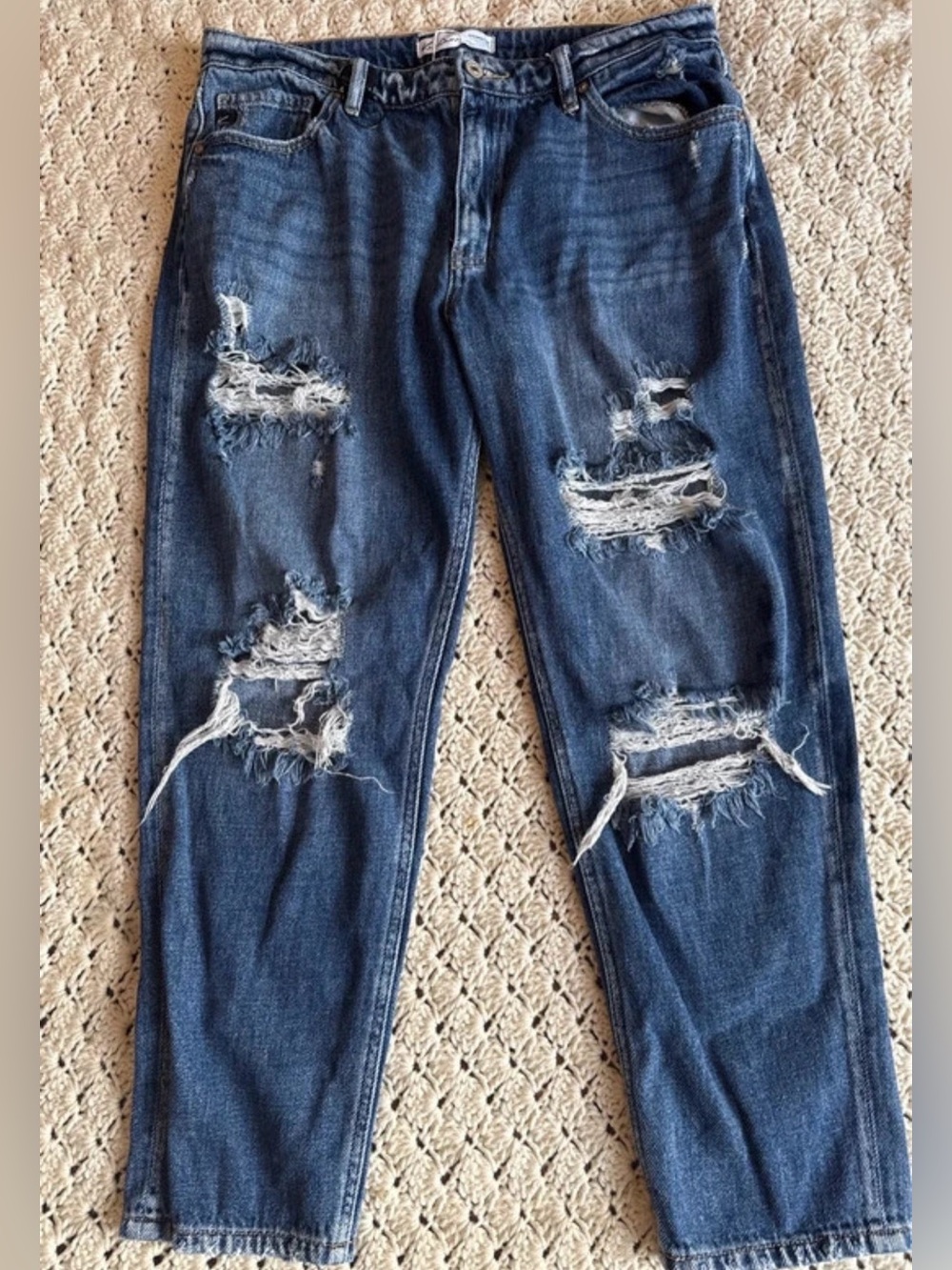 KanCan Distressed Dark Blue Cropped Jeans